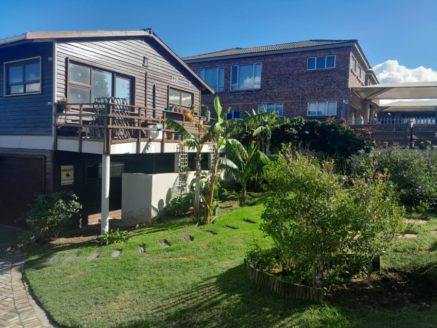 3 Bedroom Property for Sale in Paradise Beach Eastern Cape